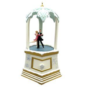 Hallmark Keepsake Ornament Waltzing on Air 2007 Treasures and Dreams Music & Mot